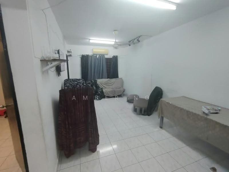 Condominium for Sale at Idaman Sutera - Amber Ng - Living Room - PropertyGuru.com.my