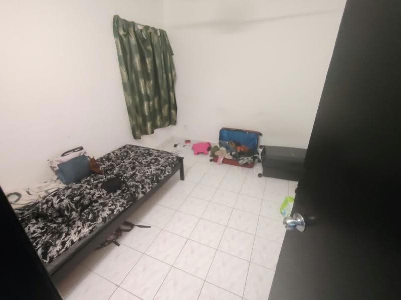 Condominium for Sale at Idaman Sutera - Amber Ng - Bedroom - PropertyGuru.com.my