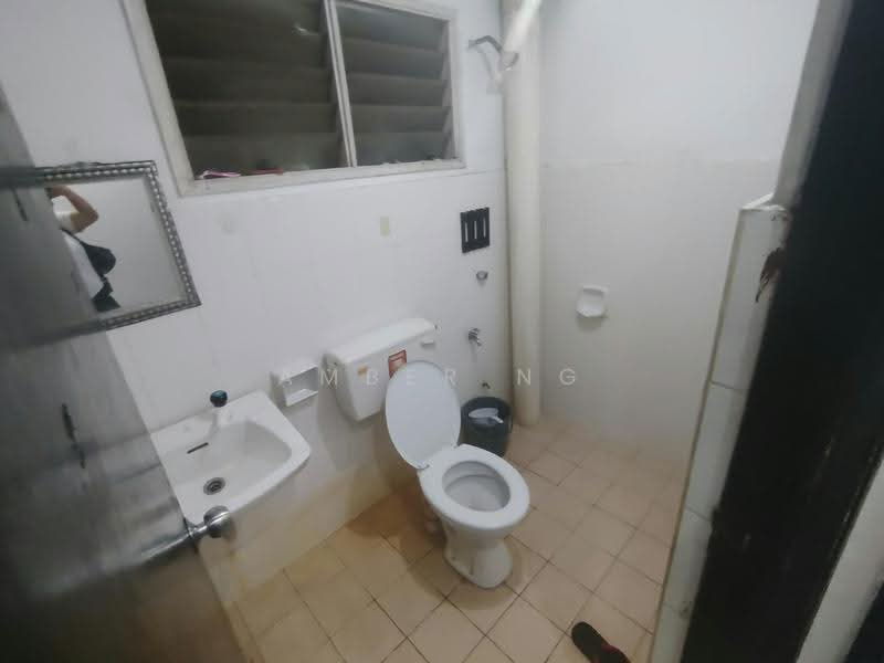 Condominium for Sale at Idaman Sutera - Amber Ng - Bathroom - PropertyGuru.com.my