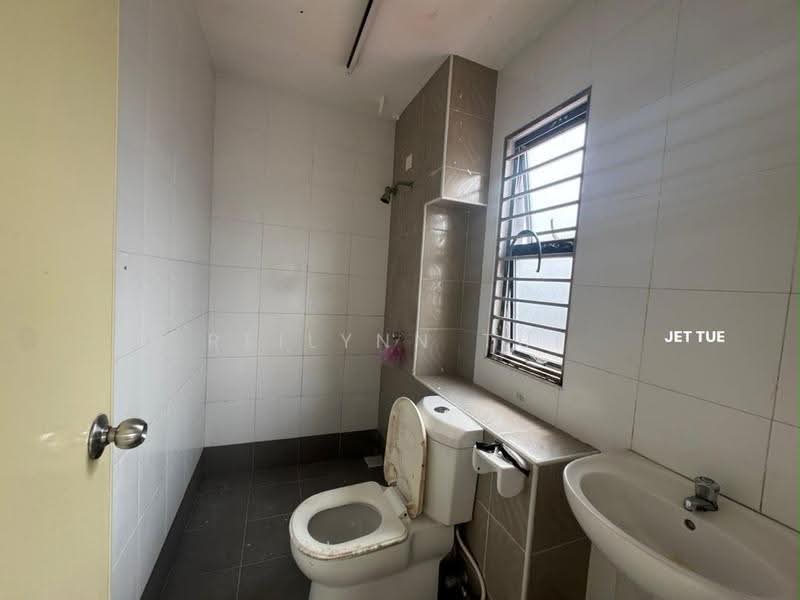 Rumah Teres 2-Tingkat untuk Dijual di Setia Impian (Setia Alam) - Reilynn Tue - Bathroom - PropertyGuru.com.my