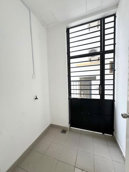 Rumah Kluster untuk Dijual di Setia Tropika (Johor Bahru) - Hayden Chong - PropertyGuru.com.my