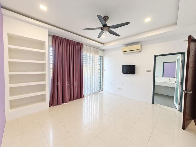 3-storey Terraced House for Sale in Kajang (Selangor) - Mac Chong - Living Room - PropertyGuru.com.my