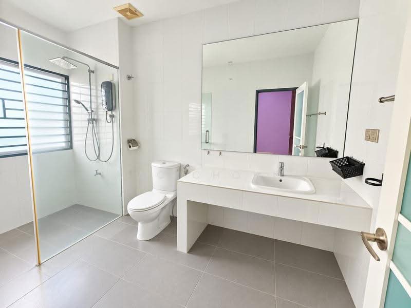 3-storey Terraced House for Sale in Kajang (Selangor) - Mac Chong - Bathroom - PropertyGuru.com.my