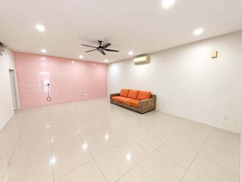 3-storey Terraced House for Sale in Kajang (Selangor) - Mac Chong - Living Room - PropertyGuru.com.my