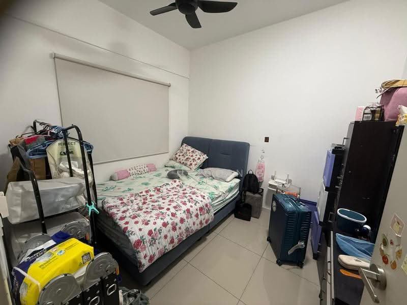 Kediaman Servis untuk Dijual di Savio @ Riana Dutamas - JK Leong - Bedroom - PropertyGuru.com.my