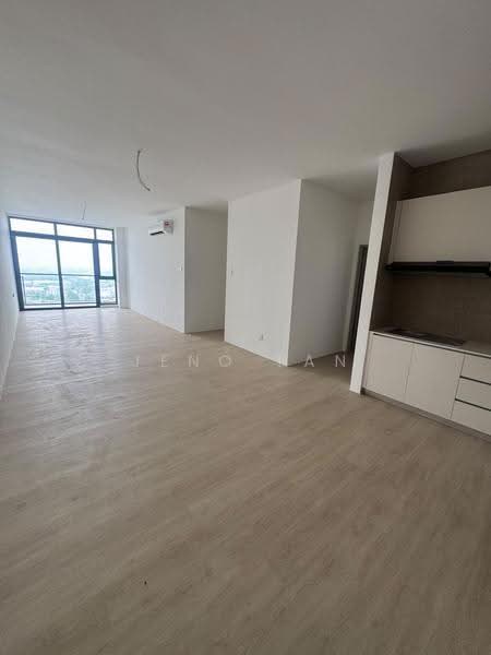Kediaman Servis untuk Dijual di The Banquet Residence - Jeno Tan - Living Room - PropertyGuru.com.my