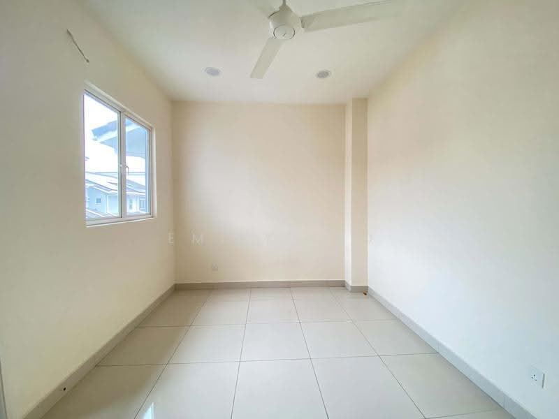 Semi-Detached House for Rent in Bukit Bandaraya (Shah Alam) - Emily Kho - Interior - PropertyGuru.com.my