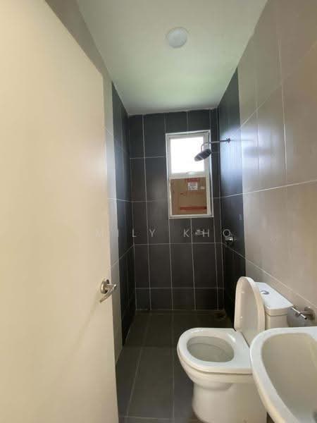 Semi-Detached House for Rent in Bukit Bandaraya (Shah Alam) - Emily Kho - Bathroom - PropertyGuru.com.my