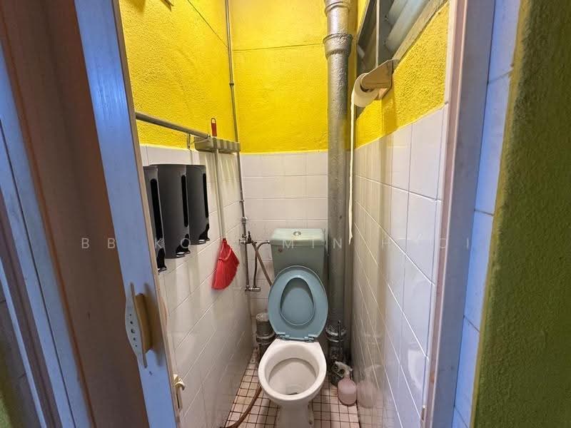 Retail Space for Rent in Ayer Itam (Penang) - BB Koay Min Hooi - Bathroom - PropertyGuru.com.my