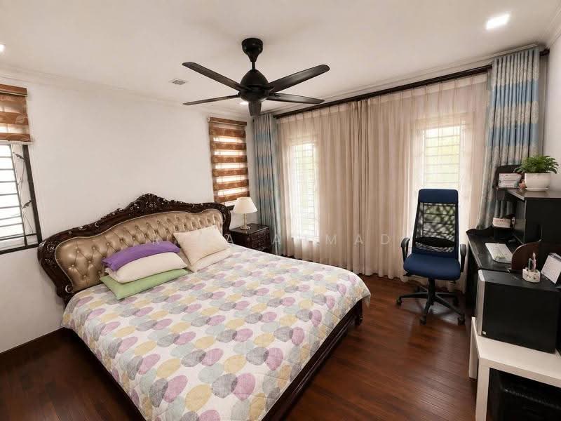 Bungalow House for Sale in Bandar Baru Salak Tinggi (Sepang) - Rina Ahmad - Bedroom - PropertyGuru.com.my
