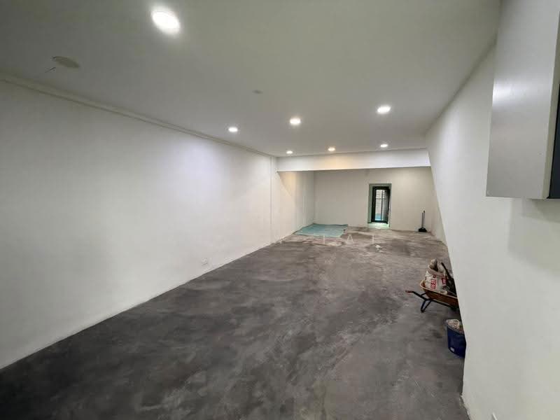 Shop for Rent in Medan Kampung Relau (Bayan Lepas) - Anson Tai - Interior - PropertyGuru.com.my