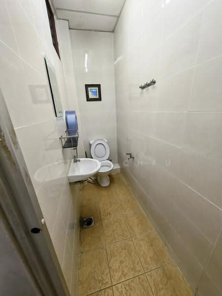Kedai / Pejabat untuk Disewa di Taman Johor Jaya (Johor Bahru) - Cendy Chau - PropertyGuru.com.my
