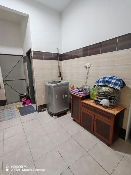 2-storey Terraced House for Sale in Taman Seri Bayan (Simpang Ampat) - Yilin . - Kitchen - PropertyGuru.com.my