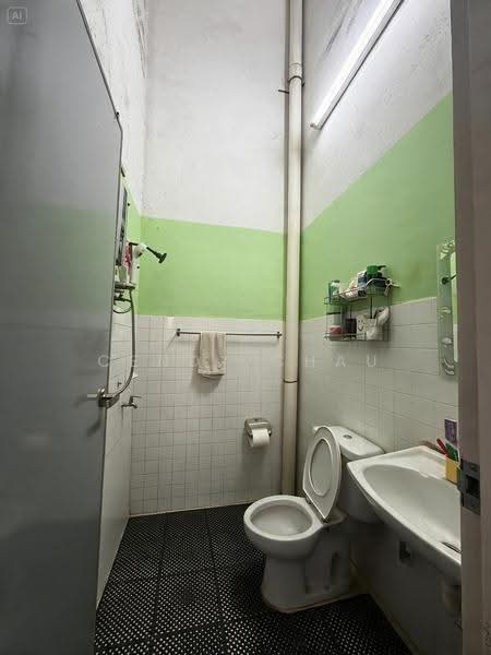 Rumah Teres 1-Tingkat untuk Dijual di Taman Perling (Perling) - Cendy Chau - Bathroom - PropertyGuru.com.my