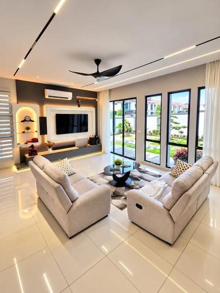 Rumah Teres untuk Dijual di Taman Desa Tebrau (Tebrau) - Cendy Chau - Living Room - PropertyGuru.com.my