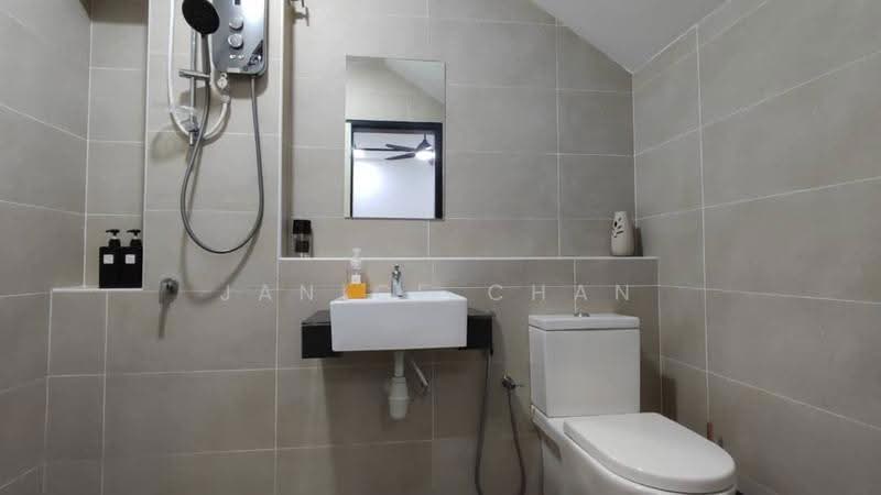 Rumah Teres 2-Tingkat untuk Disewa di Bandar Baru Permas Jaya (Permas Jaya) - Janice Chan - Bathroom - PropertyGuru.com.my