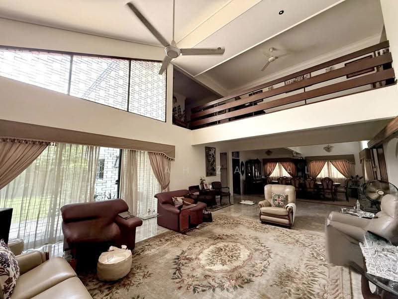 Rumah Banglo untuk Dijual di Petaling Jaya (Selangor) - Athikah Zainal - Living Room - PropertyGuru.com.my
