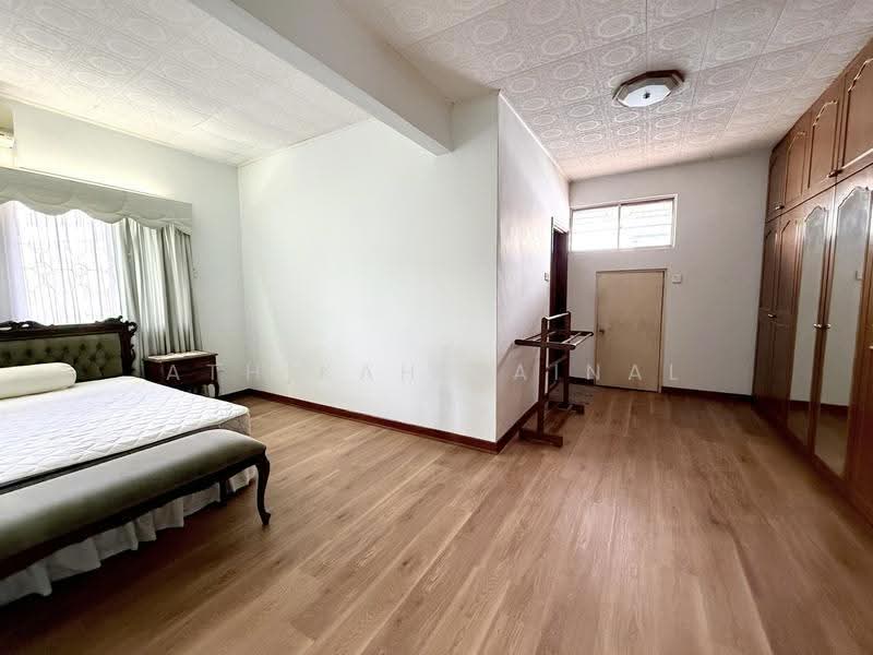 Rumah Banglo untuk Dijual di Petaling Jaya (Selangor) - Athikah Zainal - Bedroom - PropertyGuru.com.my