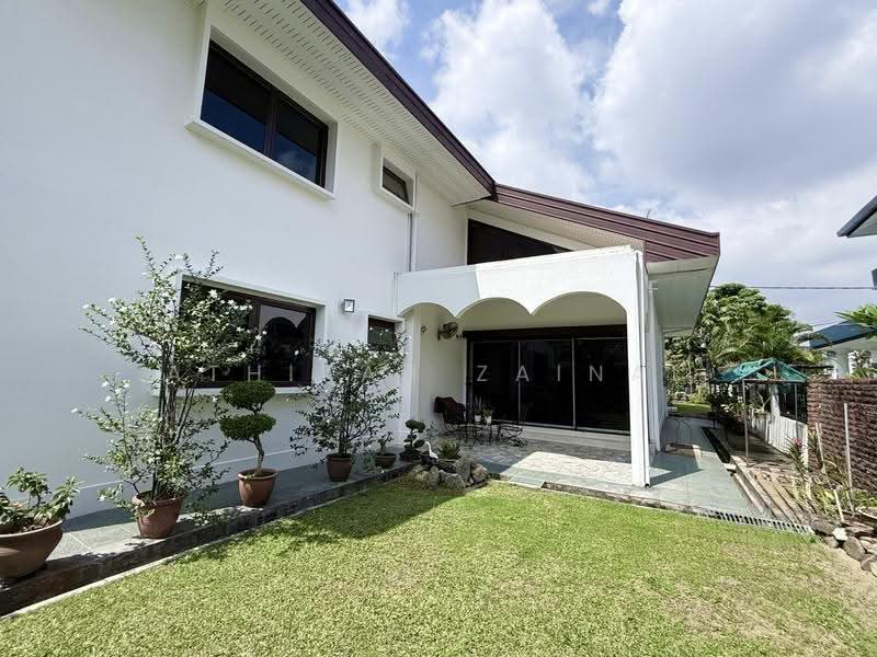 Rumah Banglo untuk Dijual di Petaling Jaya (Selangor) - Athikah Zainal - Exterior - PropertyGuru.com.my