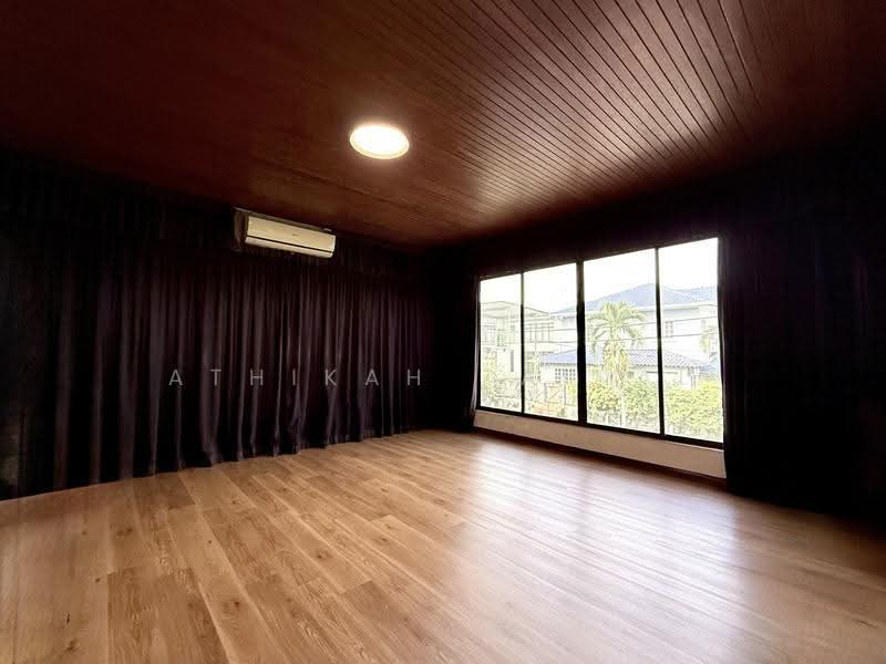 Rumah Banglo untuk Dijual di Petaling Jaya (Selangor) - Athikah Zainal - Living Room - PropertyGuru.com.my