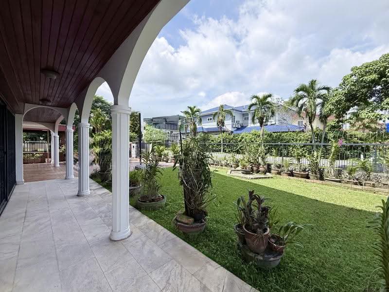 Rumah Banglo untuk Dijual di Petaling Jaya (Selangor) - Athikah Zainal - Exterior - PropertyGuru.com.my