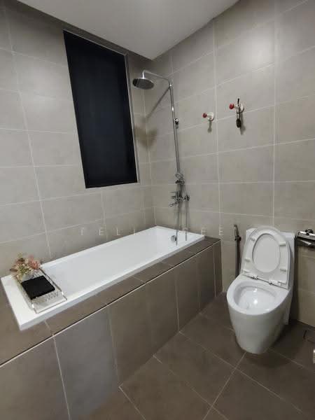 Kediaman Servis untuk Disewa di KL Gateway Premium Residences - Felis See - Bathroom - PropertyGuru.com.my