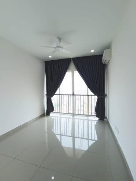 Kondominium untuk Dijual di Setia Sky Ville - Josh Ang - Balcony - PropertyGuru.com.my