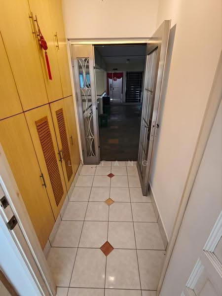 Kondominium untuk Dijual di Greenlane Park - Li Fang - Entrance - PropertyGuru.com.my