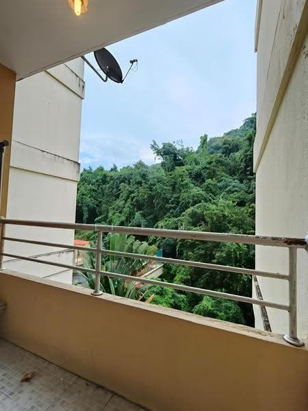 Kondominium untuk Dijual di Greenlane Park - Li Fang - Balcony - PropertyGuru.com.my