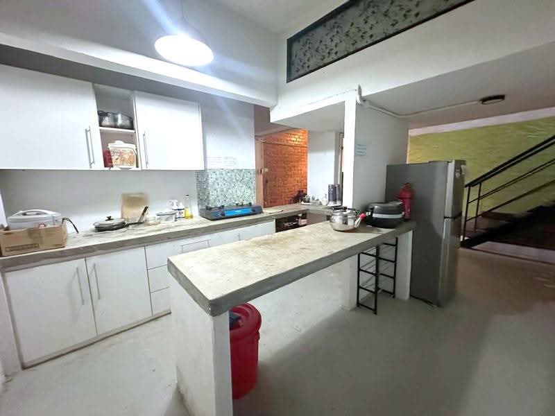 3-storey Terraced House for Sale in Sri Hartamas (Kuala Lumpur) - Kew . - Kitchen - PropertyGuru.com.my
