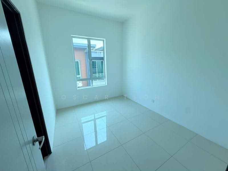 Rumah Berkembar untuk Dijual di Panorama Lapangan Saujana (Green Park) (Ipoh) - Oscar Teoh - PropertyGuru.com.my