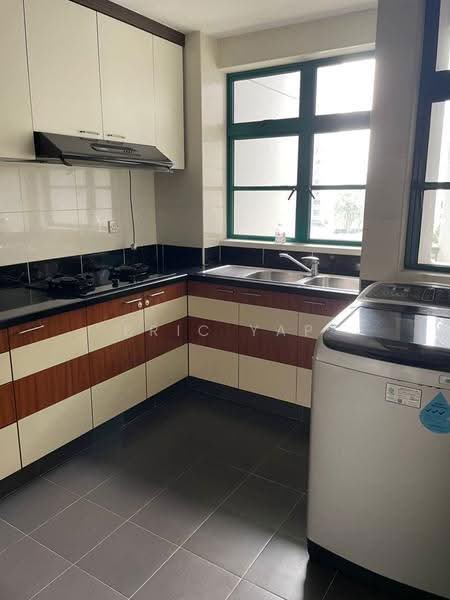 Condominium for Sale at The Straits View Condominium - ERIC YAP - Kitchen - PropertyGuru.com.my