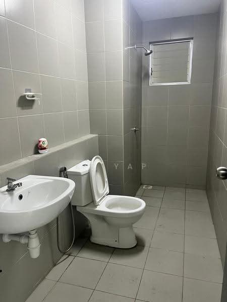 Pangsapuri untuk Disewa di Selangorku Pr1ma Lakefront Homes - KK Yap - Bathroom - PropertyGuru.com.my