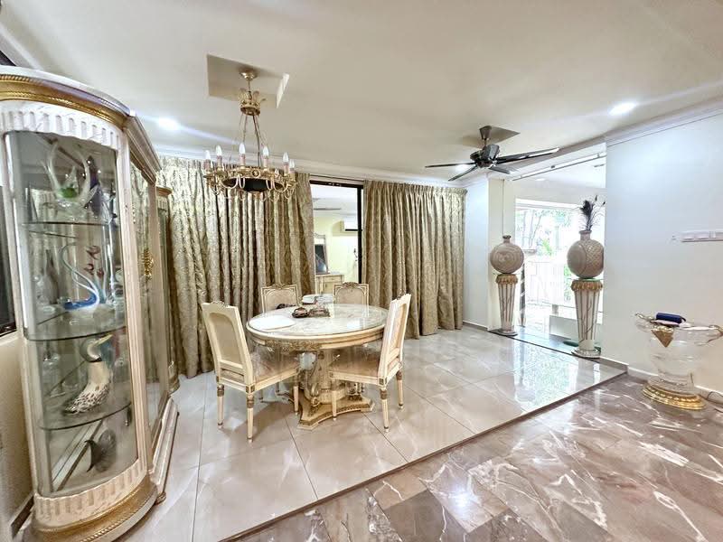 Rumah Berkembar untuk Dijual di Sri Hartamas (Kuala Lumpur) - Kew . - Dining Room - PropertyGuru.com.my