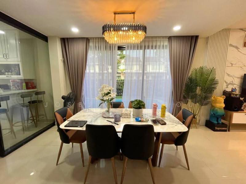 Rumah Teres 1-Tingkat untuk Dijual di Shah Alam (Selangor) - Josephine Chou - Dining Room - PropertyGuru.com.my