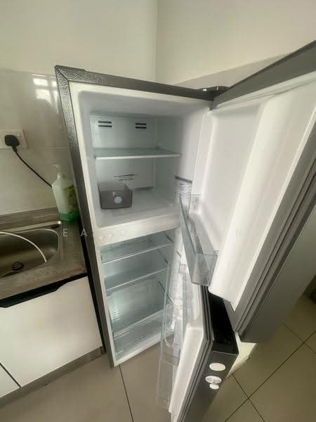 Kediaman Servis untuk Disewa di B11 Parkland Residence - Eason Chan - Kitchen - PropertyGuru.com.my