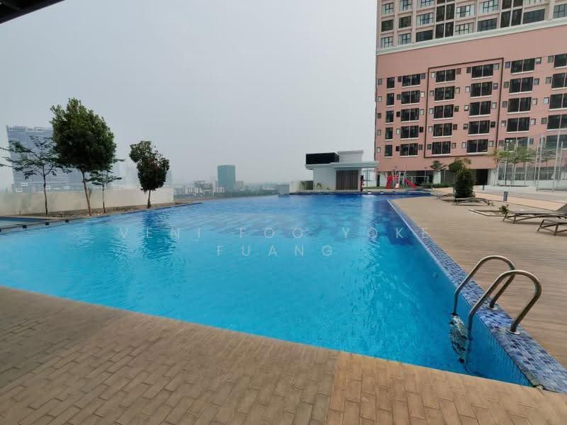 Kediaman Servis untuk Disewa di Yale Suites @ EduSentral - Veni Foo Yoke Fuang - Pool - PropertyGuru.com.my