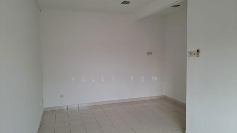 Rumah Teres 2.5-Tingkat untuk Disewa di Bandar Putra Permai (Seri Kembangan) - Kelly Kew - Interior - PropertyGuru.com.my