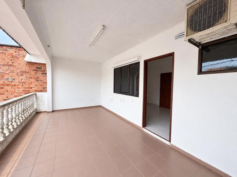Rumah Teres 2-Tingkat untuk Dijual di Sri Putri (Kulai) - Shishi . - Balcony - PropertyGuru.com.my