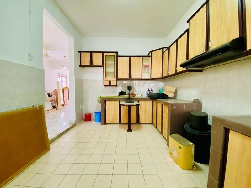 2-storey Terraced House for Sale in Cheras (Kuala Lumpur) - Effendy Shohaili - Kitchen - PropertyGuru.com.my