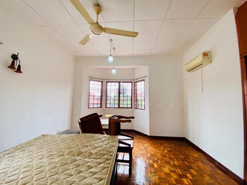 2-storey Terraced House for Sale in Cheras (Kuala Lumpur) - Effendy Shohaili - Living Room - PropertyGuru.com.my