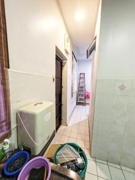 2-storey Terraced House for Sale in Austin Perdana (Tebrau) - Shishi . - Corridor - PropertyGuru.com.my