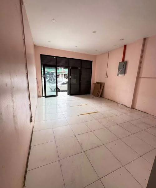 Kedai untuk Disewa di Ipoh (Perak) - Sum Wai Kin - Entrance - PropertyGuru.com.my