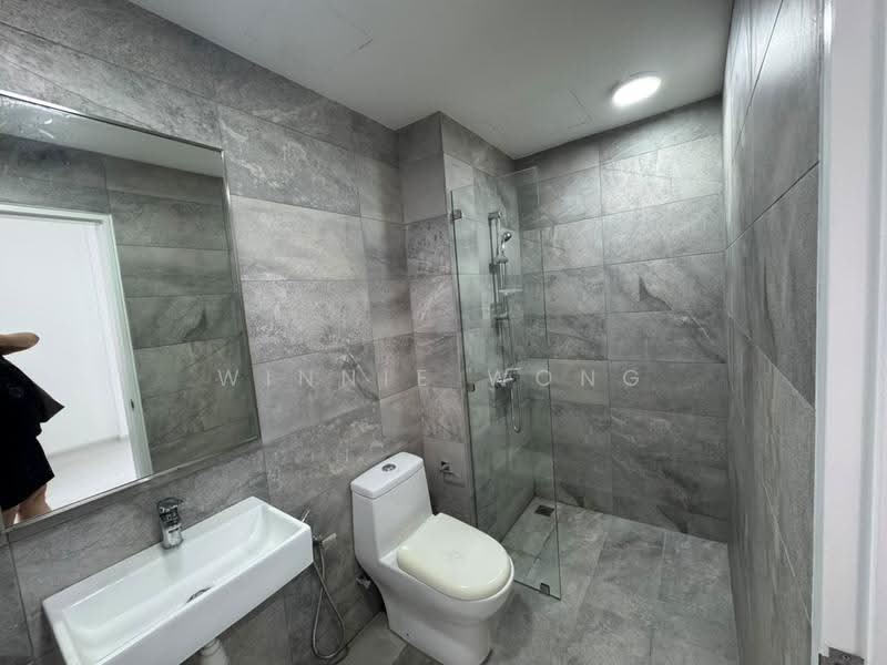 Kediaman Servis untuk Dijual di Equine Residence - Winnie Wong - Bathroom - PropertyGuru.com.my
