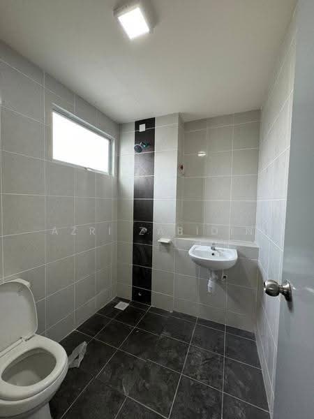Rumah Teres 2-Tingkat untuk Disewa di Kuala Selangor (Selangor) - Azri Zabidin - PropertyGuru.com.my
