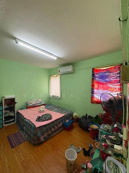 Flat for Sale at Stulang Laut - Vanessa Lim - Bedroom - PropertyGuru.com.my