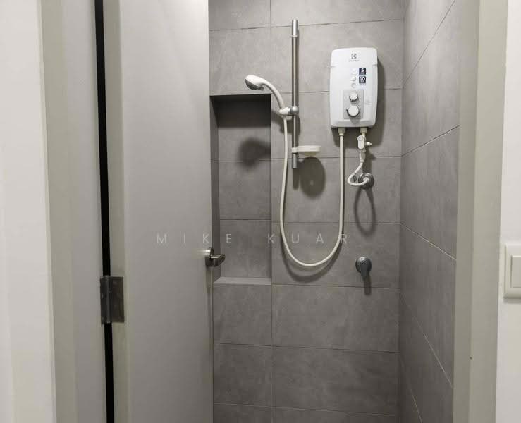 Kediaman Servis untuk Disewa di Sensasi @ Utropolis - Mike Kuar - Bathroom - PropertyGuru.com.my