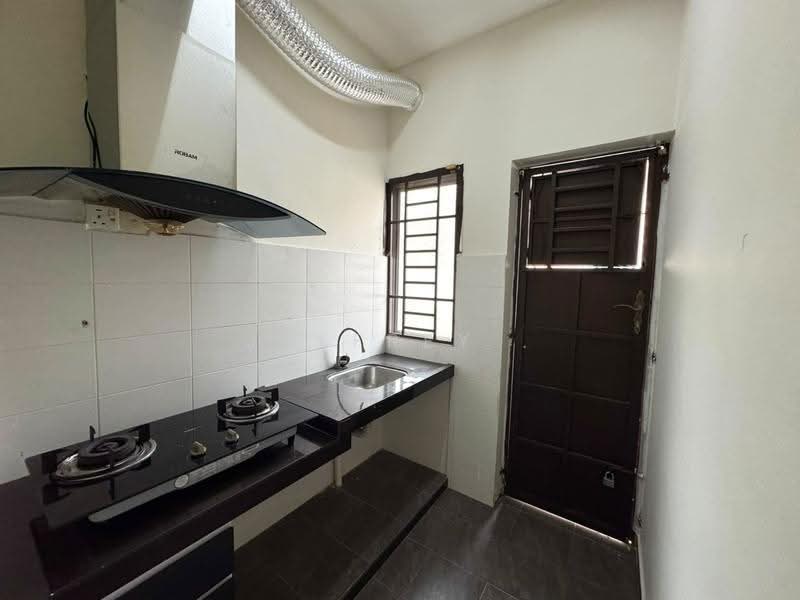 Terraced House for Sale in Taman JP Perdana (Johor Bahru) - Jaffrey . - Kitchen - PropertyGuru.com.my