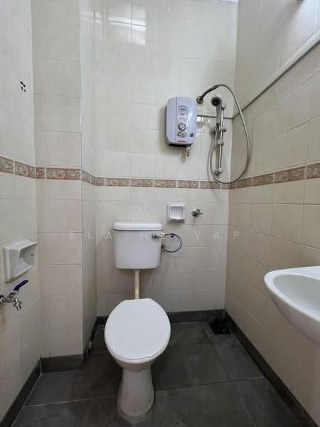 2-storey Terraced House for Rent in Setia Alam (Selangor) - Elaine Yap - Bathroom - PropertyGuru.com.my