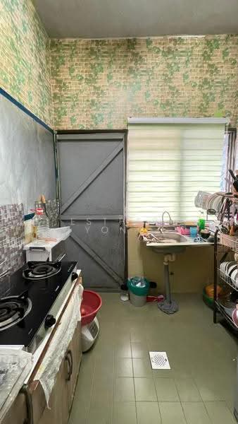 2-storey Terraced House for Sale in Taman Sri Cheras (Cheras) - Esther Yong - Kitchen - PropertyGuru.com.my